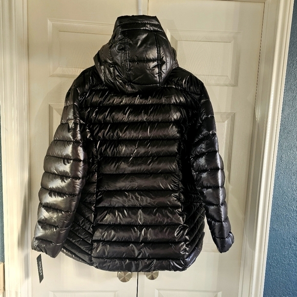 NWT Guess Shiny Black Puffer Jacket w Hoodie Pockets Full Zip 3X - Picture 4 of 15